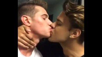 Besos gay