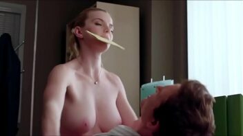 Betty gilpin desnuda