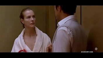 Carole bouquet desnuda