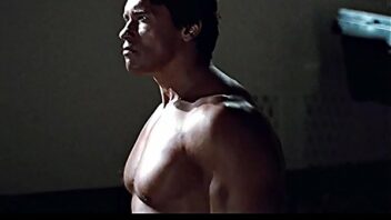 Arnold schwarzenegger naked