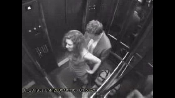 Follada en el ascensor