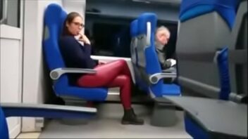 Paja en el tren