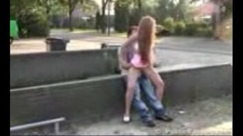 Parejas follando en la calle