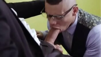 Porno gay en la oficina
