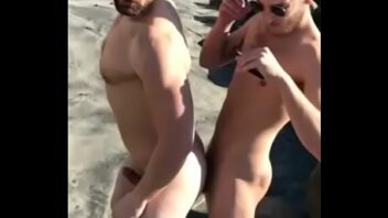 Sexo gay en la playa