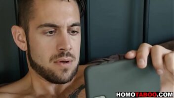Video porno gay bareback