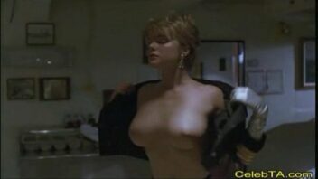 Elena eleniak nude