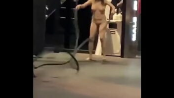 Mujeres en el gym desnudas