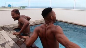 Https://xnxx.lgbt/es/video/six naked brazilian boys do naked gay suruba at bar