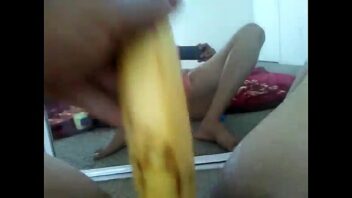 Masturbación anal con dild