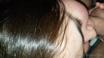 Video porno filtrado de Carina Desnuda en OnlyFans realizando una felación