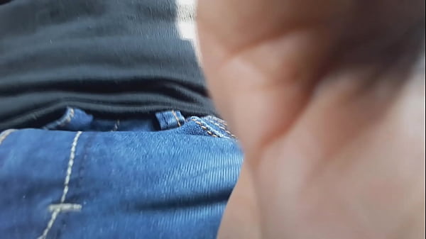 Gay en el bus anime