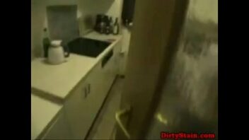 Porno con un negro gordo en la cocina