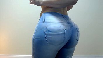 Culonas Nalgonas en jeans ajustados