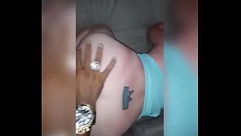 Travieso comer rubia en el porno de la casa de los cuentos eróticos