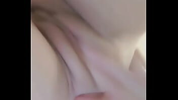 RUBIA DE LINDAS TETAS MAS VIDEOS MASTURBANDOSE