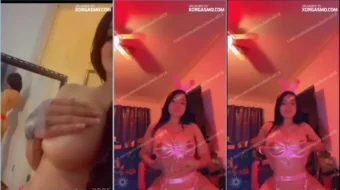 Marlene Santana mostrando su desnudez y sensualidad