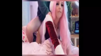 Previsualización filtrada de vídeo de pago de Belle Delphine montando