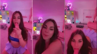 Vídeo filtrado de Lauren Alexis desnuda realizando una mamada en OnlyFans