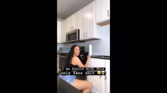 El video filtrado de itsEssi, la popular youtuber conocida como Essence, causa revuelo al mostrarse provocativa