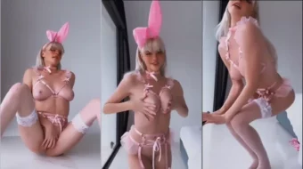Kristen Hancher desnuda Pussy Pink Bunny Onlyfans conjunto Leaked