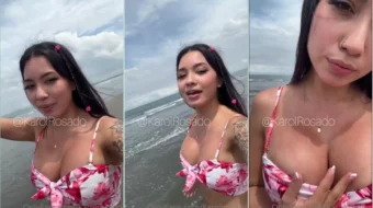 La joven influencer Karol Rosado disfruta de un día soleado en la playa usando un juguete grande para divertirse