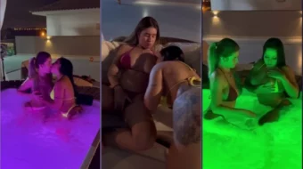 La picante Brena Barbosa haciéndole sexo oral a la rubia Debora Peixoto tras un baño en la piscina