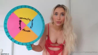 Lillian Phillips se exhibe con un juguete sexual en OnlyFans, además de mostrar su busto