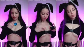 Se ha filtrado un video de masaje de senos de Moona ASMR