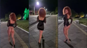 Angel Vinitska fue vista en una sesión de fotos amateur en la plaza, luciendo un vestido corto que dejaba al descubierto sus microbraguitas