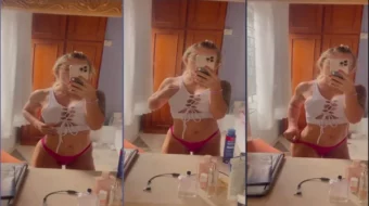 La imagen compartida por Natalia Radatz muestra su reflejo en el espejo revelando parte de su cuerpo de manera provocativa