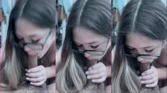 Marley Roze dándole a su boytoy una deliciosa mamada