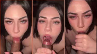 Karina Veiga realizando sexo oral y recibiendo eyaculación en su boca