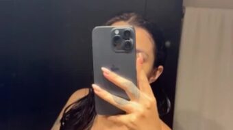 Durante el embarazo, Karely Ruiz experimentó un aumento en el tamaño de su busto