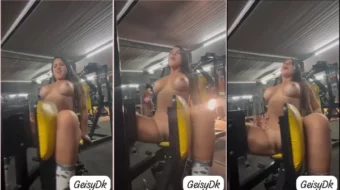 Geisy Dk ejercitándose sin ropa en el centro deportivo