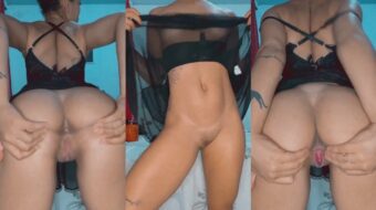 Beu Freitas en un momento íntimo y personal tocándose sin ropa
