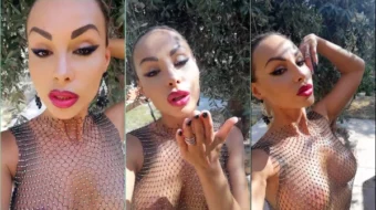 Video filtrado de Maria Dream Girl de OnlyFans bromeando desnuda