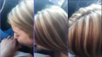 Chica interesante cambiando un viaje de Uber por un momento íntimo en el auto