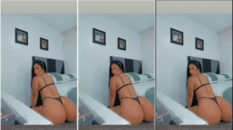 Lisbethoficial está en bragas negras y balanceo, ¿eh
