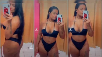 Erica Pinheiro grabando un video solo de bragas y sujetador